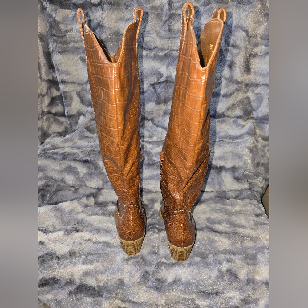 NWB Sun + Stone Dollyy Comfort Insole Croc-Embossed‎ Knee-High Cowgirl Boots - Picture 5 of 8